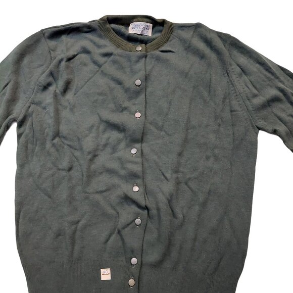 Vintage 1940s-1950s Dark Army Green Long Sleeve Knit Cardigan Sweater - Picture 4 of 10